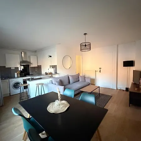 Le Coocon Au Centre De Apartment *